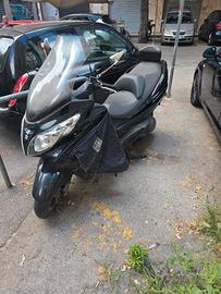 Suzuki burgman 400 