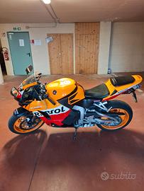 Honda CBR 600 RR Repsol - 2014