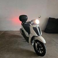 Piaggio Carnaby 300 2009