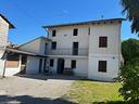 villa-di-340-m²-con-piu-di-5-locali-e-box-auto-dop