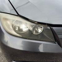 Proiettore destro BMW 320D del 2006