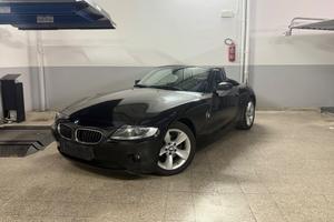 Bmw Z4 MANUALE-ASI-2.2 6CILINDRI-GARANZIA