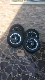 Cerchi in lega DBV da 17" con pneumatici 235/65 R1