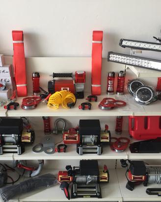 Verricello per 4x4 12 o 24 volt e Tende da tetto