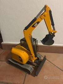 escavatore CAT caterpillar Bruder 02456