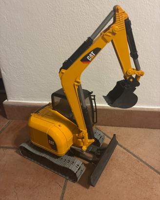 escavatore CAT caterpillar Bruder 02456