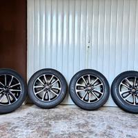 Cerchi Lexus e gomme invernali 215/60 R 17 96 H