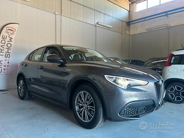Alfa Romeo Stelvio 2.2 Turbodiesel 160 CV AT8 RWD 