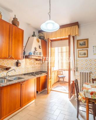 Quadrilocale in zona Salivoli a 500 m dal mare