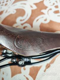 Sella Brooks vintage 