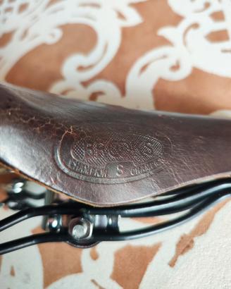 Sella Brooks vintage 