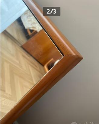 Specchio quadrato in legno