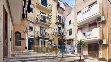 MONOLOCALE A MONREALE
