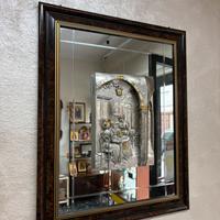 Quadro a specchio con bassorilievo