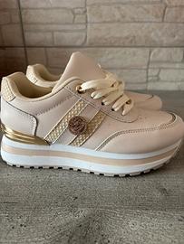 Sneakers Beige