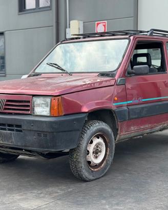 FIAT PANDA 141 4X4 per ricambi usati 176B2000