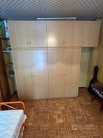 Armadio 9 ante + fasciatoio