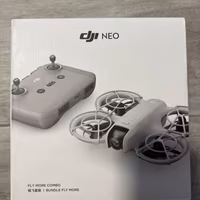 DJI Neo Combo Fly More