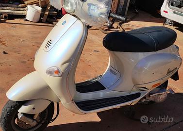 Ricambi usati per Piaggio Vespa 2004