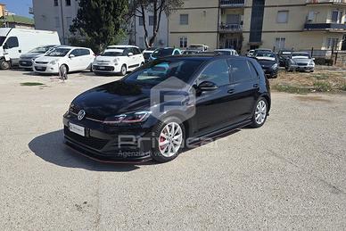 VOLKSWAGEN Golf GTI Performance 2.0 245 CV TSI 5p.