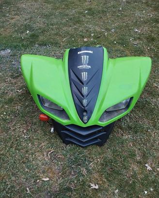 vari pezzi Kawasaki kfx 700