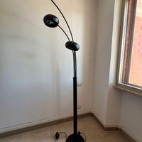 Lampada a tre luci