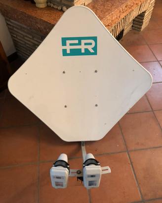Antenna Satellitare dual feed