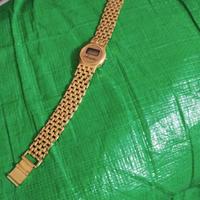 orologio donna vintage colore dorato 