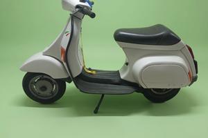 Vespa 50 HP eltronic