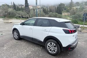 Peugeot 3008 BlueHDi 130 S&S EAT8 Business