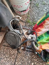 motore piaggio ngr 50