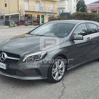MERCEDES A 180 d Business