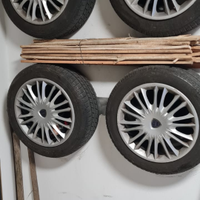 Gomme 185/55/15 invernali+ cerchi