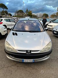 Peugeot 206 1.1 5p. XT