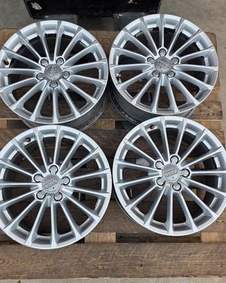 Cerchi in lega 17" Originali Audi - Modello 15 raz