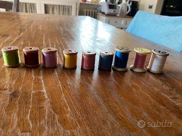 Rocchetti di filonda ricamo a macchina