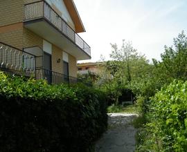 Aff 309 - villetta primo piano