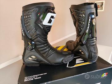 stivali moto gaerne 