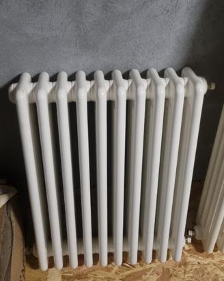 Termosifone in alluminio bianco