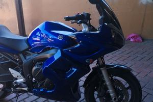 YAMAHA Fazer 600