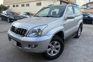 TOYOTA Land Cruiser 3.0 D-4D 16V cat 3 porte Sol
