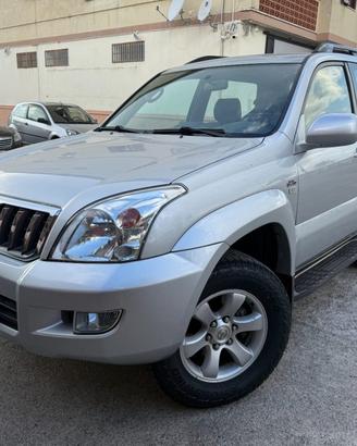 TOYOTA Land Cruiser 3.0 D-4D 16V cat 3 porte Sol