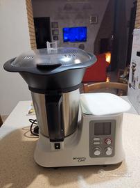 robot da cucina con cottura della Enkho