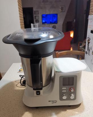robot da cucina con cottura della Enkho