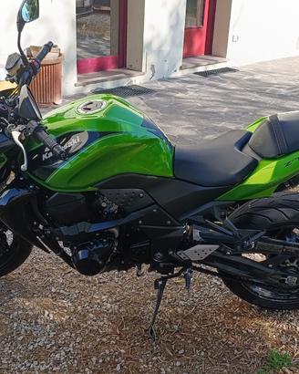 Kawasaki Z750R