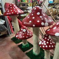 Fungo funghi scenografici allestimento