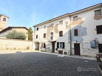 CASA SEMINDIPENDENTE A VIGUZZOLO