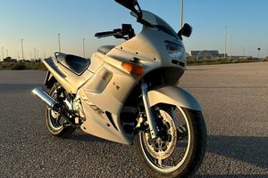Kawasaki ZZR-250