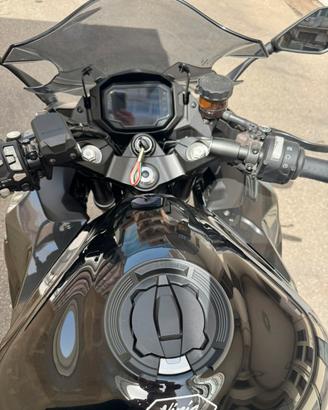 Kawasaki Ninjia 1100 SX Tourer