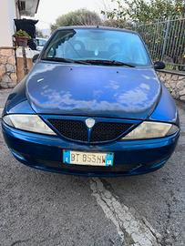 lancia ypsilon 1.2 benzina 